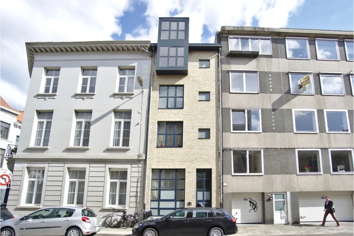 Duplex te  huur in Antwerpen 2000 990.00€ 1 slaapkamers 75.00m² - Zoekertje 695989