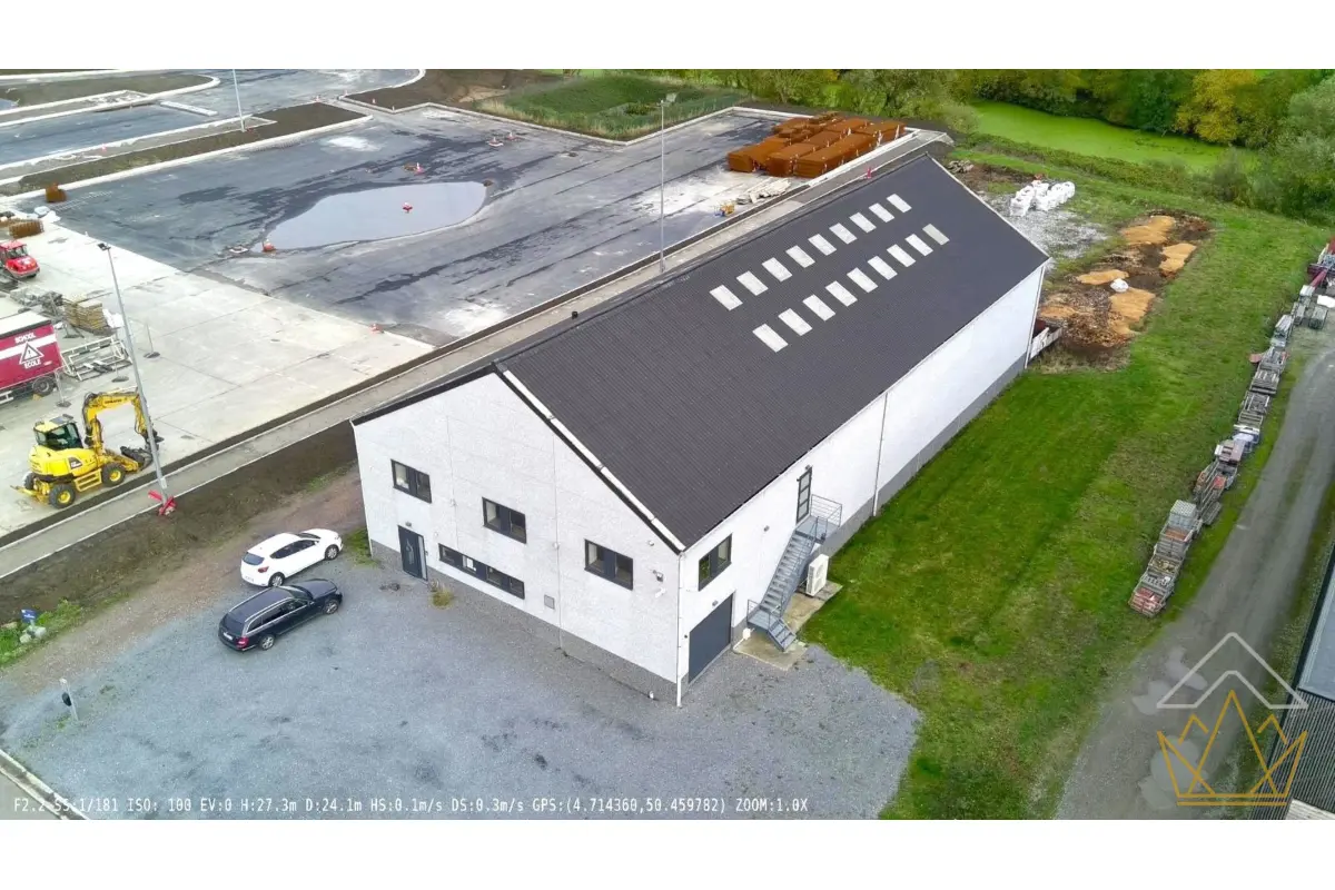 Commerce à vendre à Jemeppe-sur-Sambre 5190 850000.00€  chambres 1000.00m² - annonce 696802