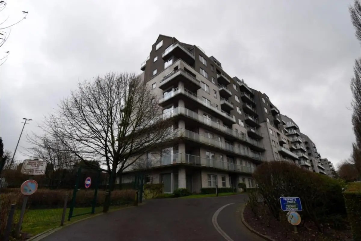 Parking & garage te  koop in Sint-Jans-Molenbeek 1080 29500.00€  slaapkamers m² - Zoekertje 696703