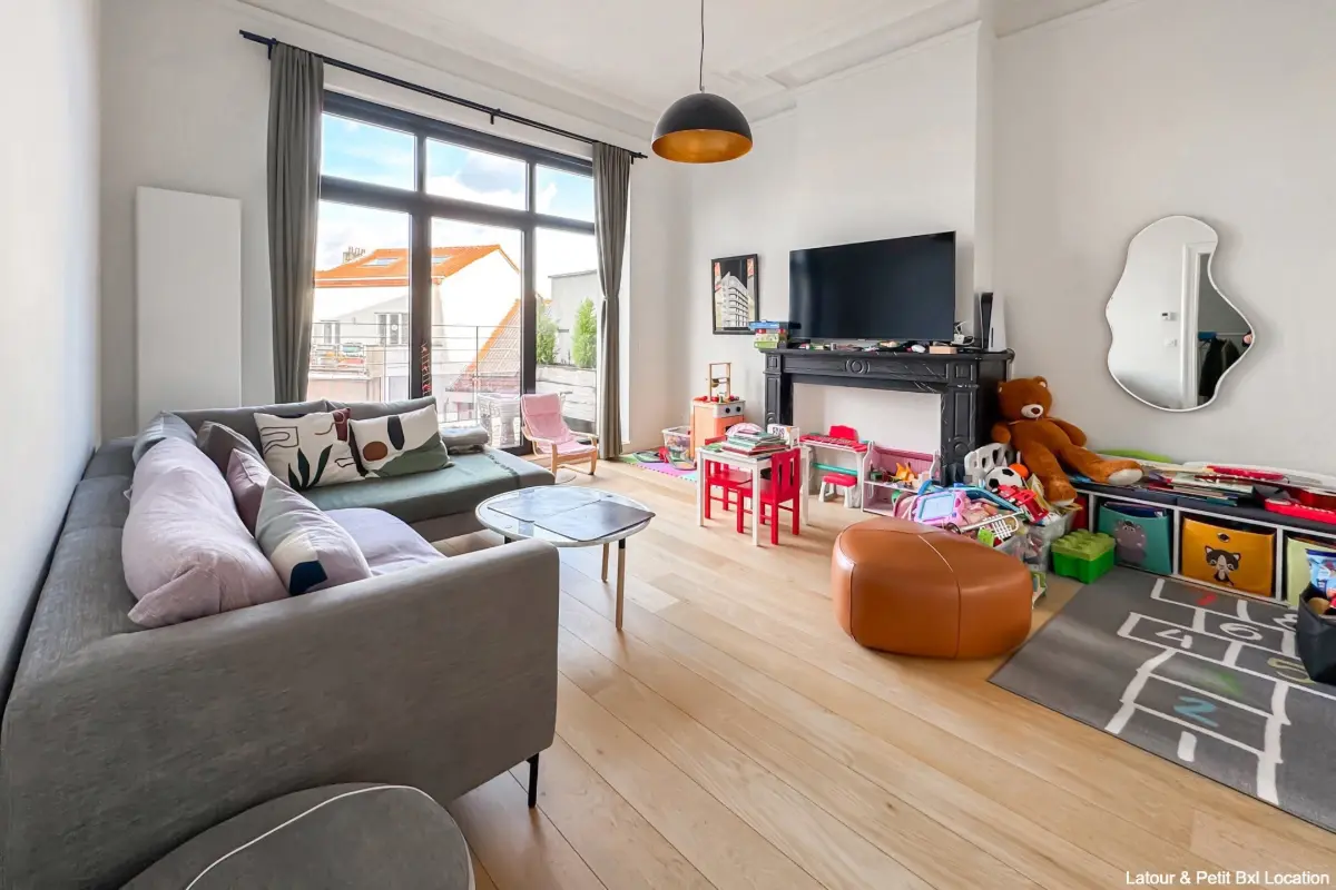 Appartement te  huur in Elsene 1050 2150.00€ 3 slaapkamers 130.00m² - Zoekertje 697884