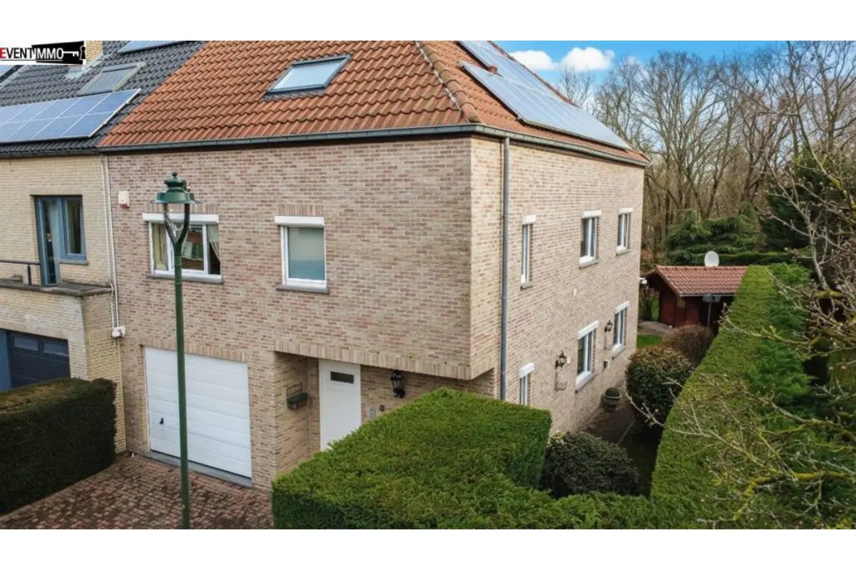 Huis te  koop in Neder-Over-Heembeek 1120 690000.00€ 4 slaapkamers 304.00m² - Zoekertje 697515