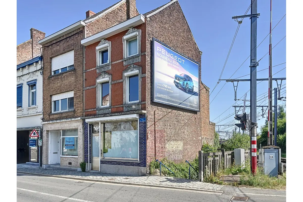 Handelszaak te  koop in Lessen 7860 75000.00€ 4 slaapkamers 120.00m² - Zoekertje 697463