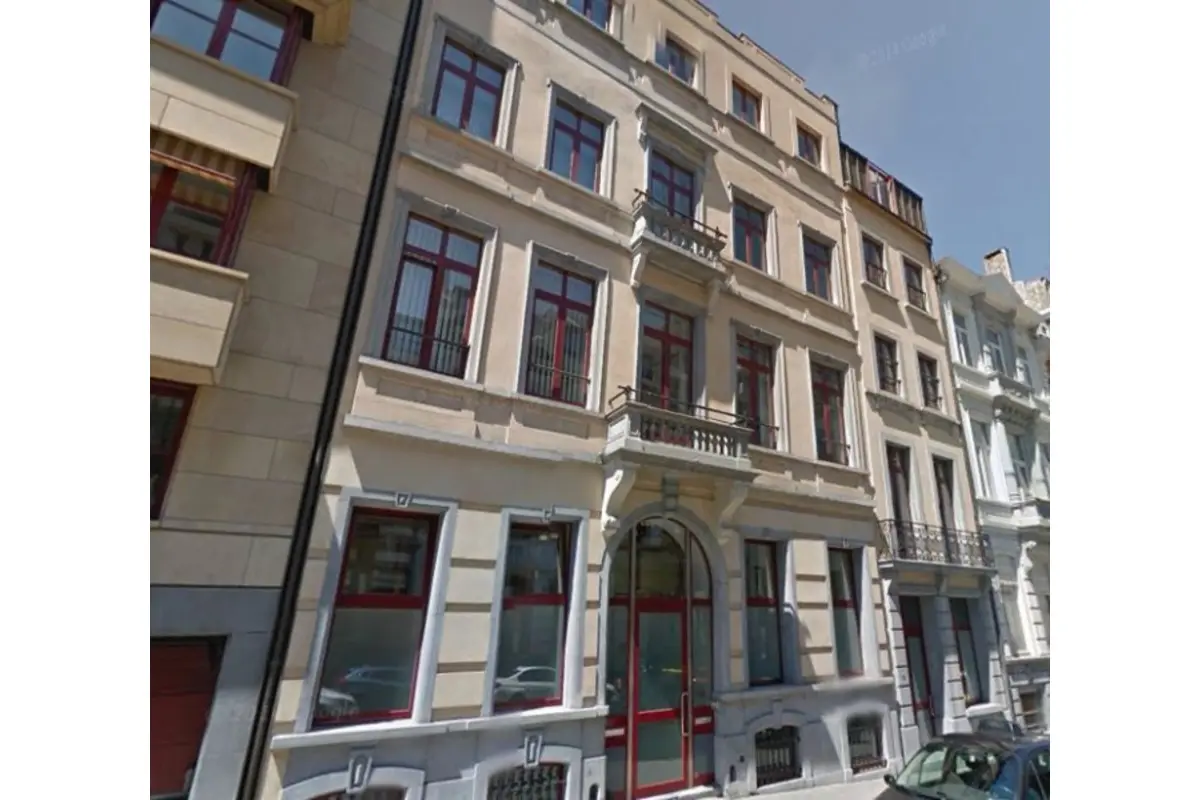 Commerce à louer à Bruxelles 1000 0.00€  chambres 314.00m² - annonce 698013