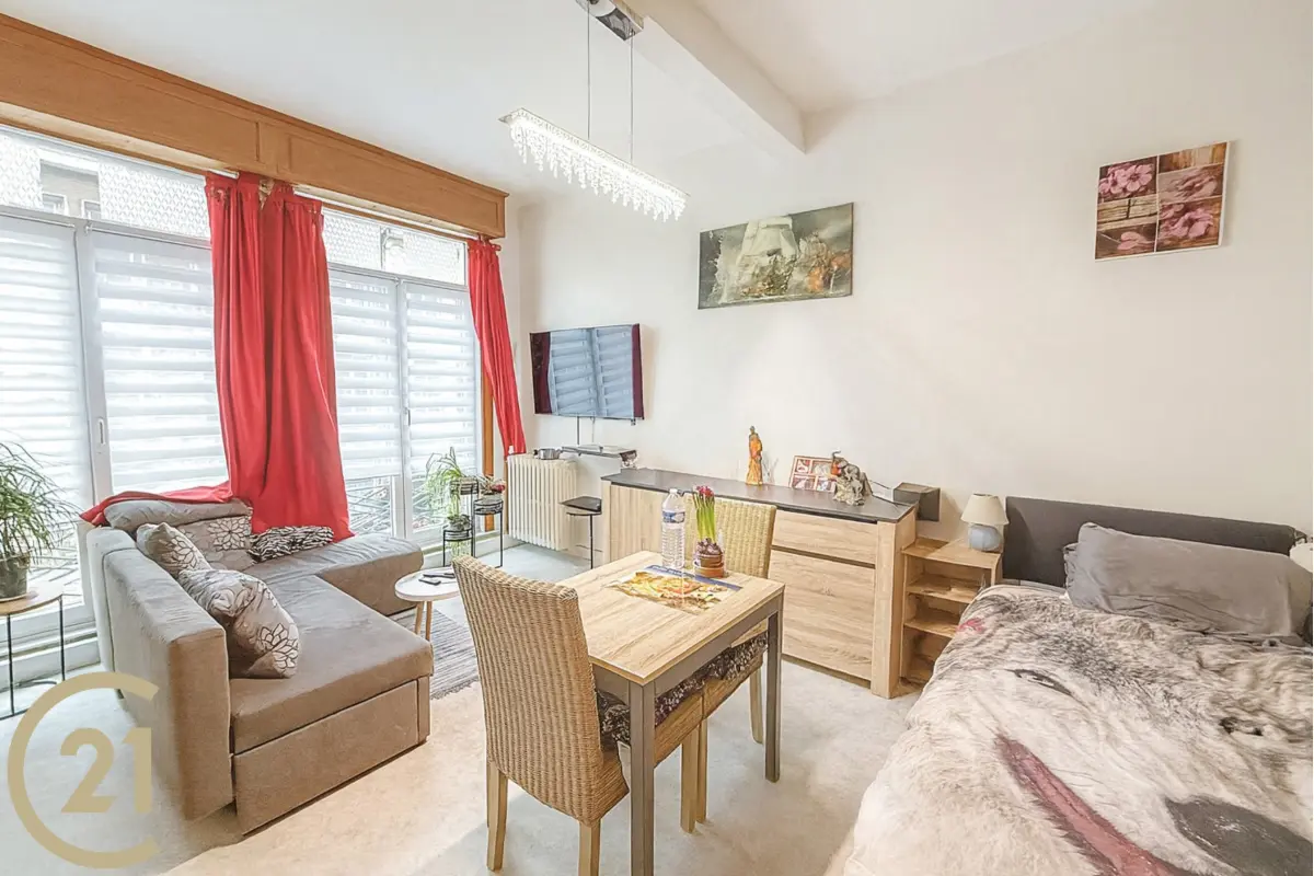 Studio te  huur in Doornik 7500 525.00€  slaapkamers 32.00m² - Zoekertje 697034