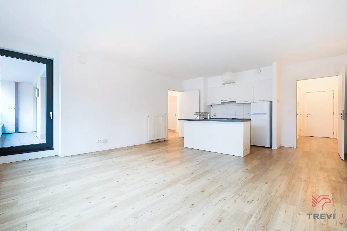 Appartement te  huur in Etterbeek 1040 1660.00€ 3 slaapkamers 106.00m² - Zoekertje 697998