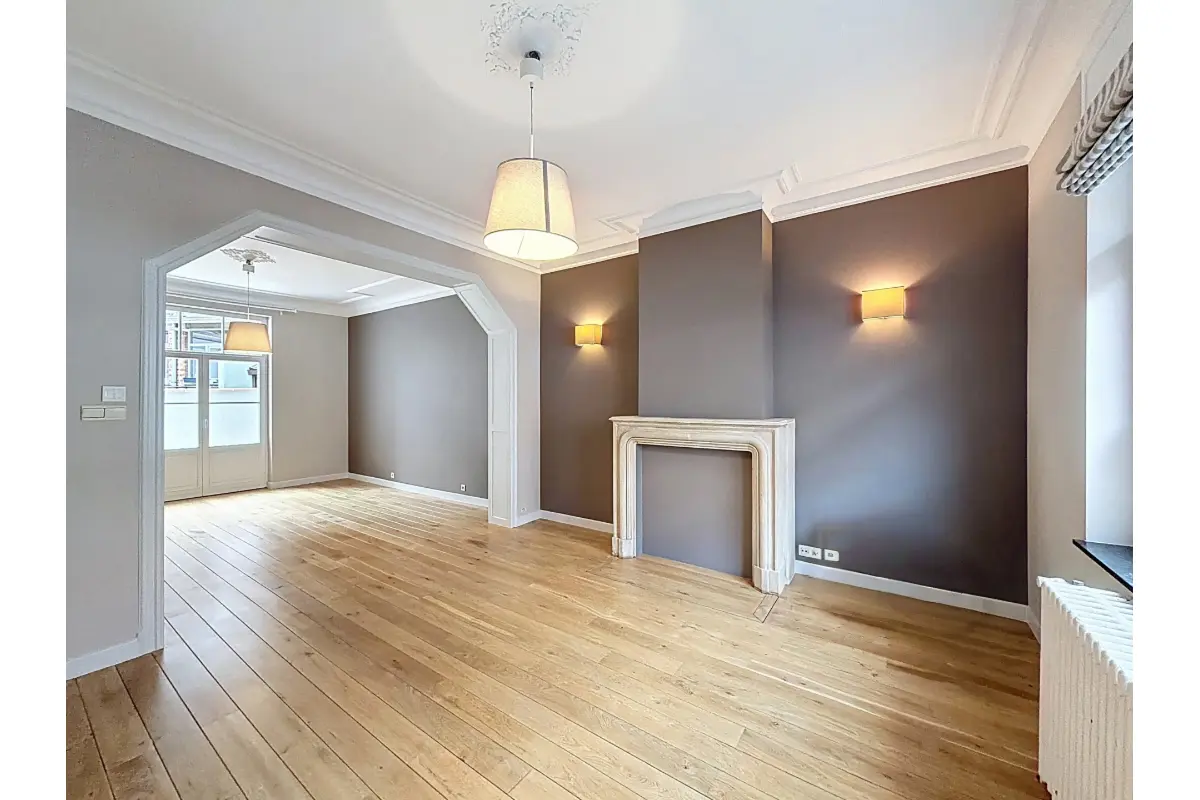 Huis te  huur in Sint-Pieters-Woluwe 1150 2650.00€ 4 slaapkamers 200.00m² - Zoekertje 697986