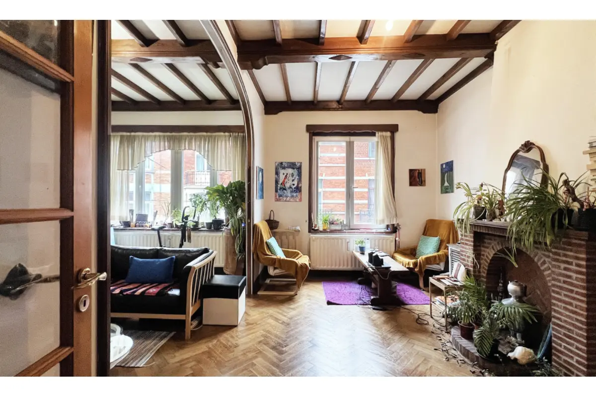 Appartement te  koop in Ukkel 1180 229000.00€ 1 slaapkamers 95.00m² - Zoekertje 697438