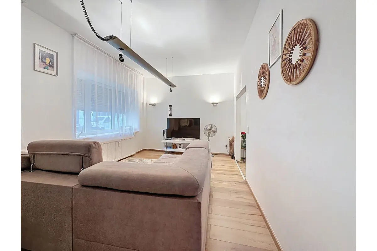 Appartement te  in Elsene 1050 1950.00€ 3 slaapkamers 110.00m² - Zoekertje 697449