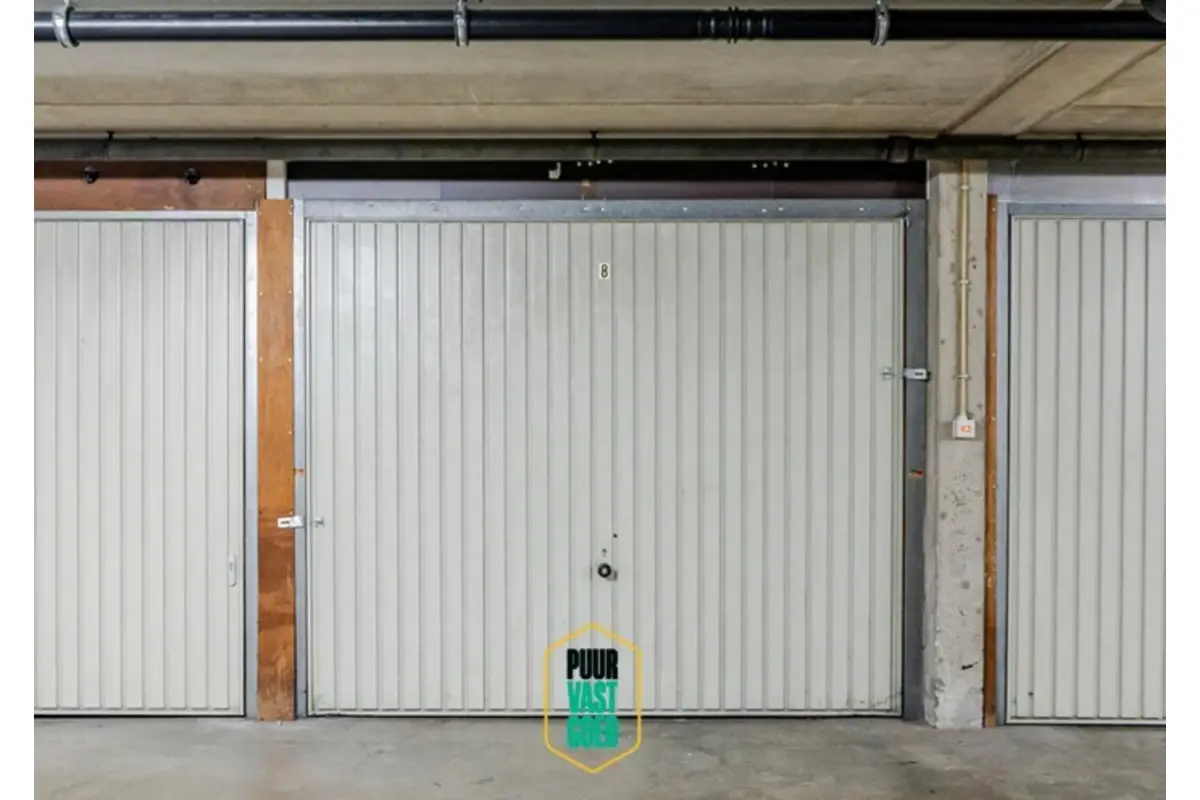 Parking & garage te  koop in Brugge 8000 42000.00€  slaapkamers m² - Zoekertje 698428