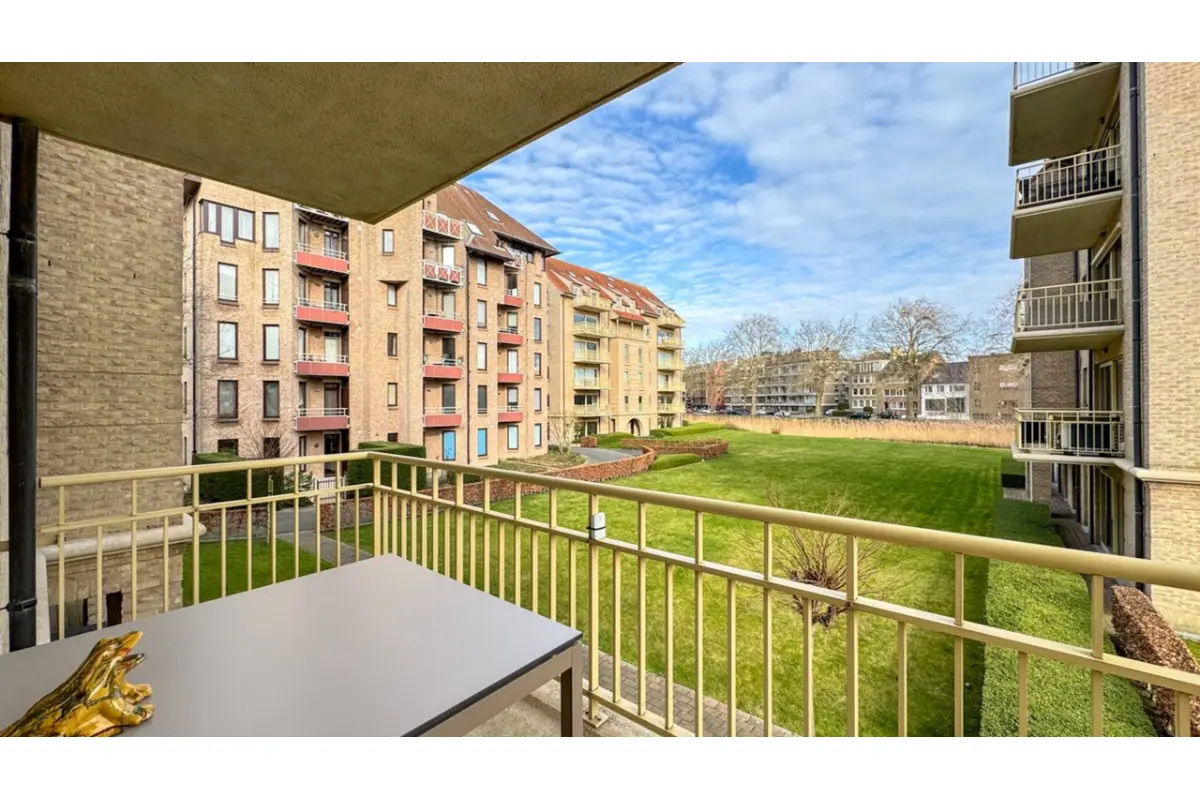 Appartementsgebouw te  koop in Brugge 8000 295000.00€ 2 slaapkamers 104.00m² - Zoekertje 698909