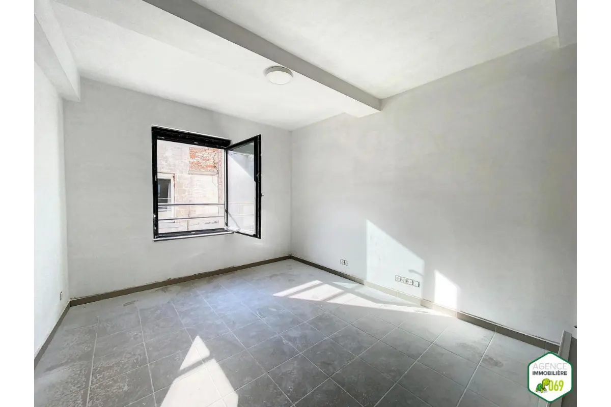 Studio te  huur in Doornik 7500 350.00€ 1 slaapkamers 31.00m² - Zoekertje 698955