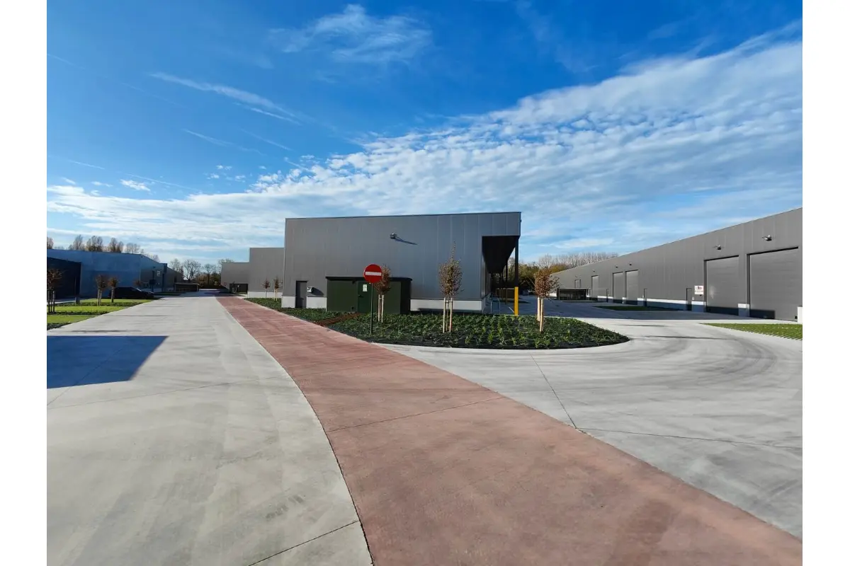 Commerce à vendre à Bruges 8000 335322.00€  chambres 501.00m² - annonce 698518