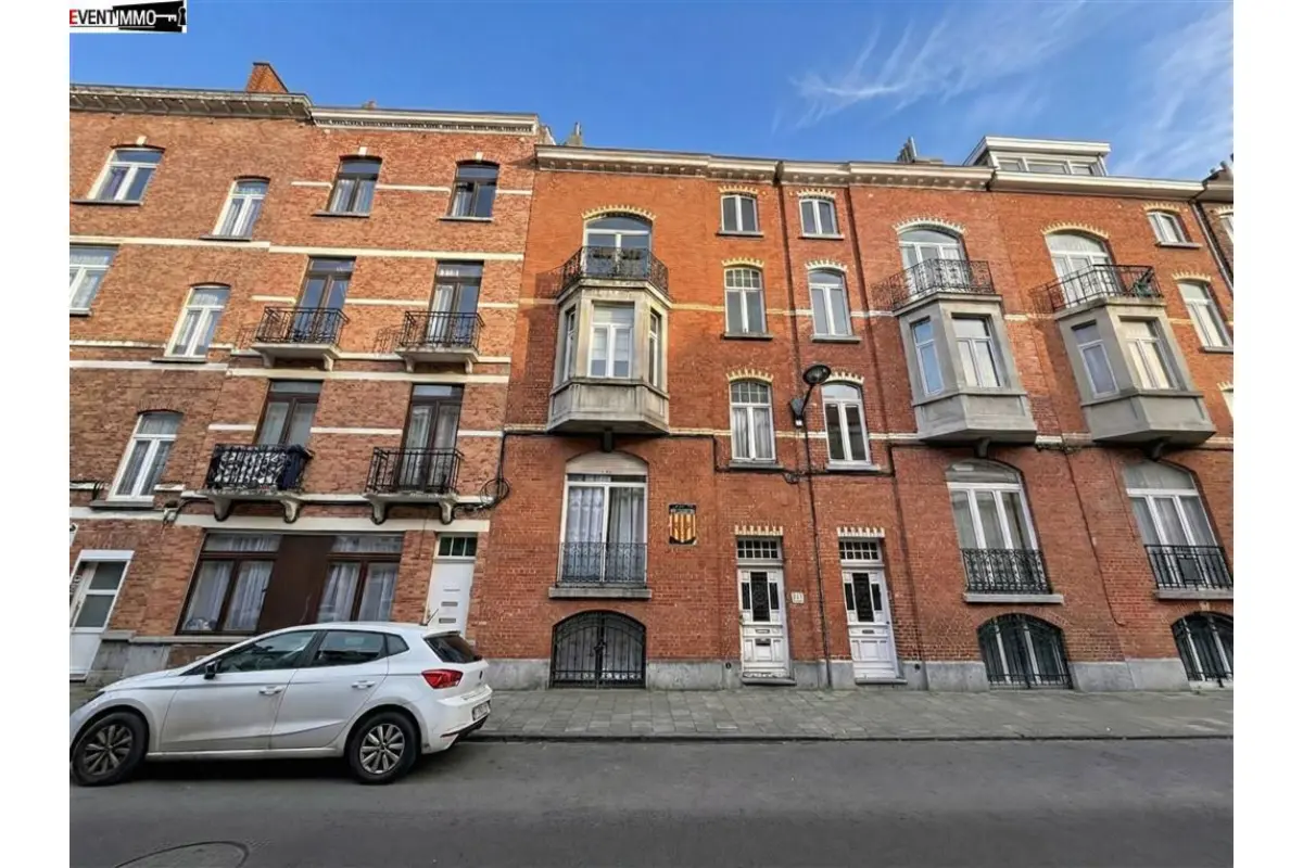 Appartement te  in Schaarbeek 1030 325000.00€ 3 slaapkamers 140.00m² - Zoekertje 699057