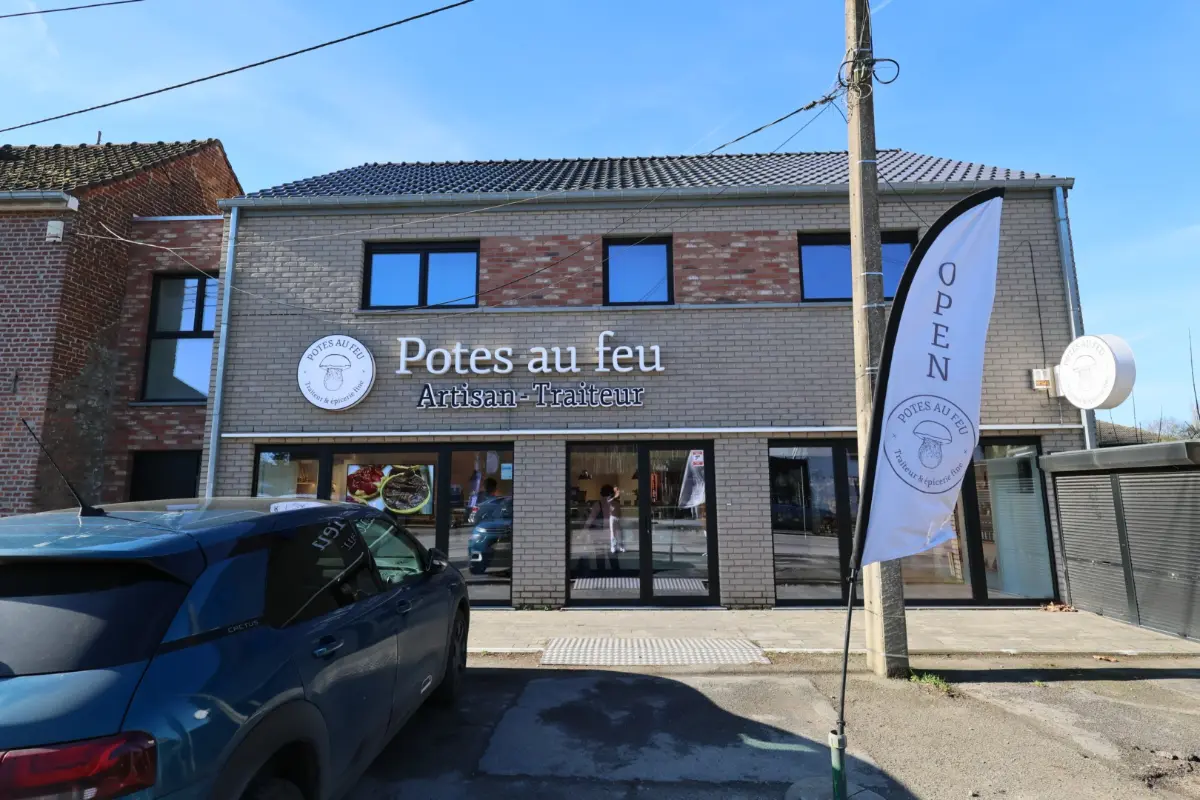 Appartementsgebouw te  koop in Jurbise 7050 550000.00€ 2 slaapkamers m² - Zoekertje 698449