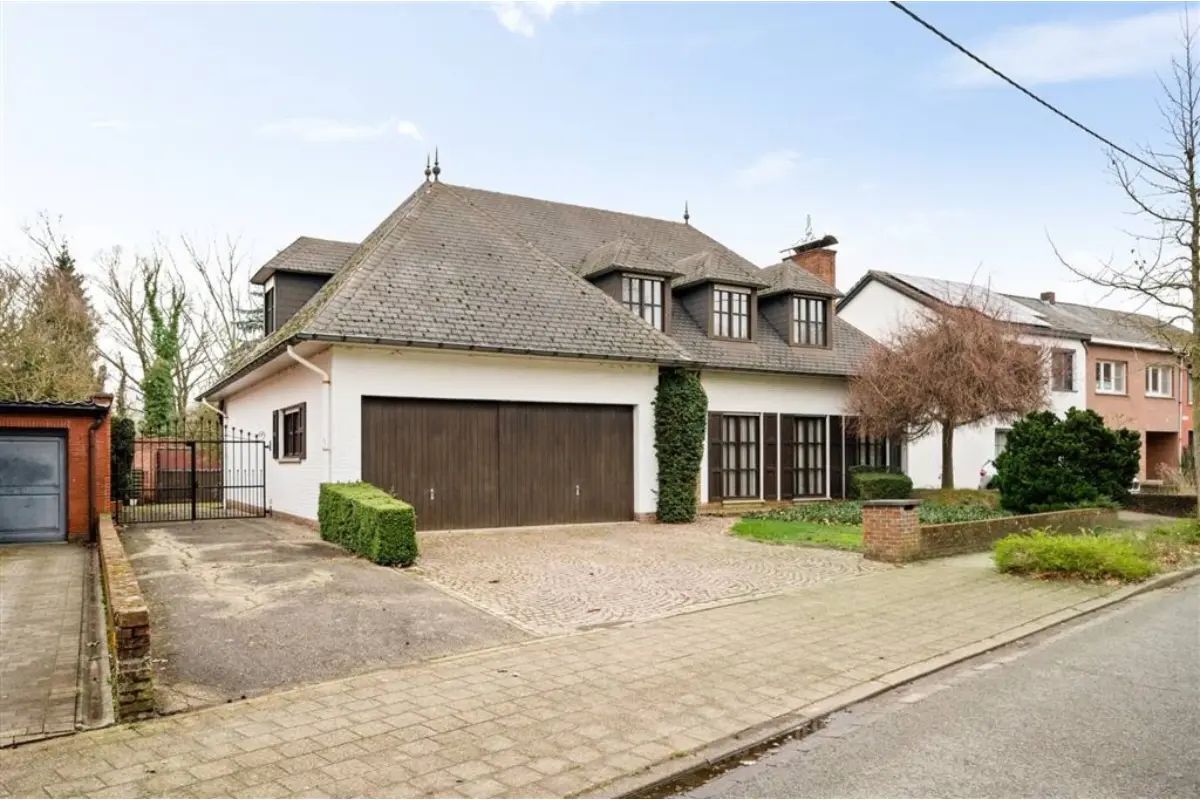 Maison à vendre à Herentals 2200 535000.00€ 3 chambres 387.00m² - annonce 698486