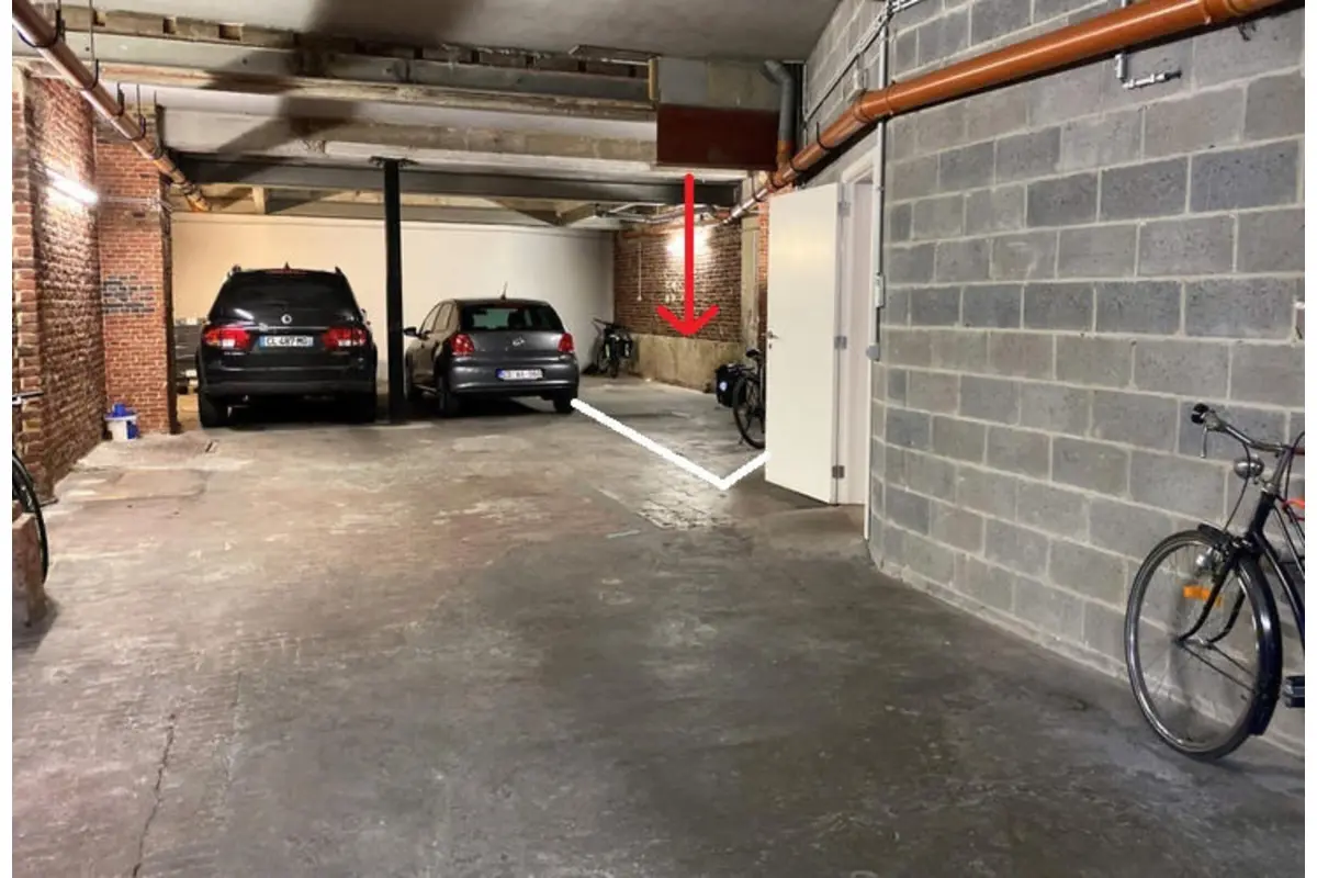 Box à vendre à Bruxelles 1000 35000.00€  chambres m² - annonce 699212
