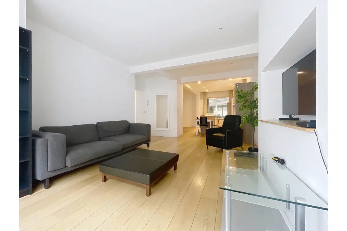 Appartement te  huur in Ukkel 1180 1550.00€ 2 slaapkamers 81.00m² - Zoekertje 699127