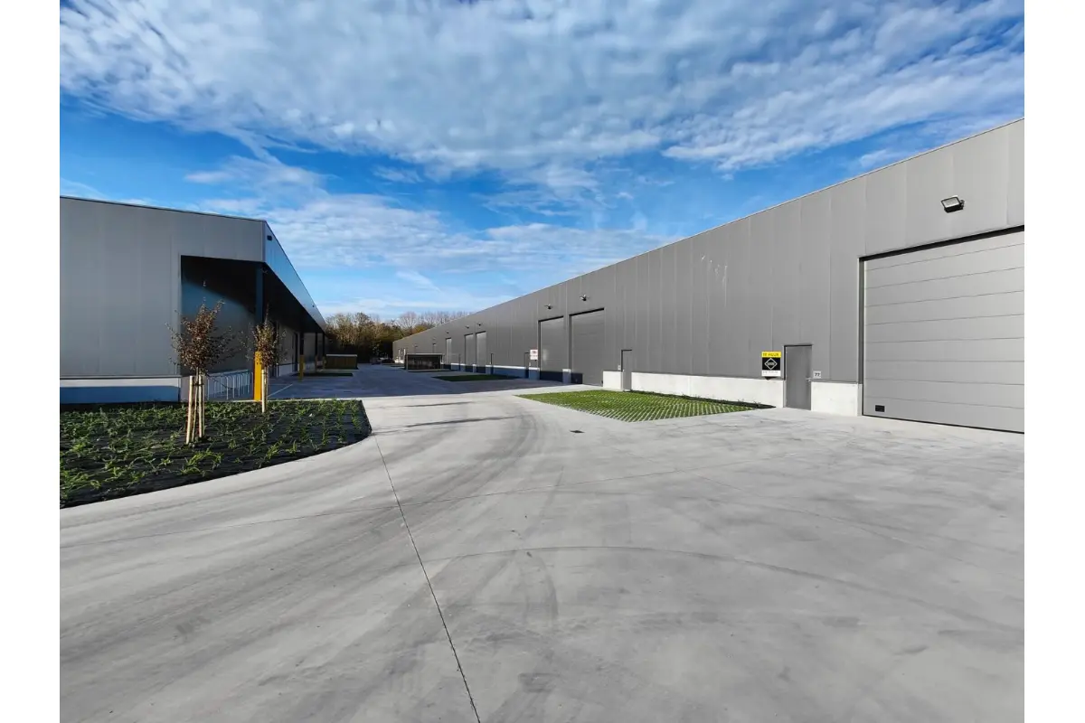 Commerce à vendre à Bruges 8000 331022.00€  chambres 202.00m² - annonce 698517