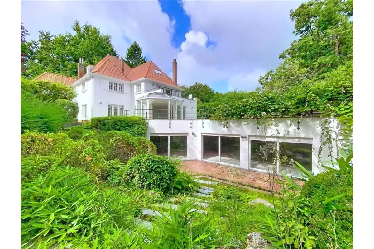 Huis te  koop in Ukkel 1180 2400000.00€ 6 slaapkamers 773.00m² - Zoekertje 699116