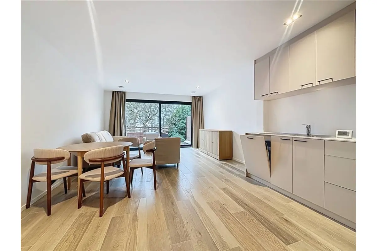 Appartement te  in Schaarbeek 1030 1400.00€ 1 slaapkamers 85.00m² - Zoekertje 698694