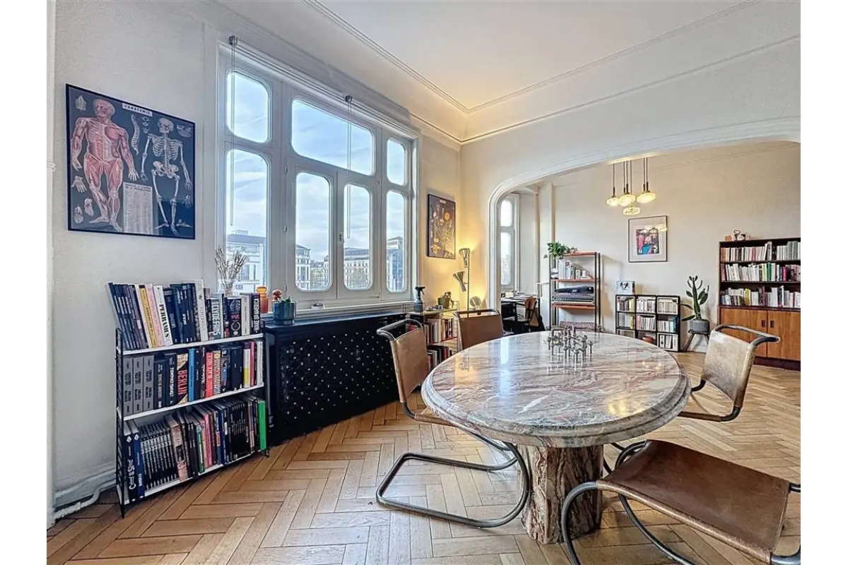 Appartement te  in Brussel 1000 1350.00€ 2 slaapkamers 120.00m² - Zoekertje 699090