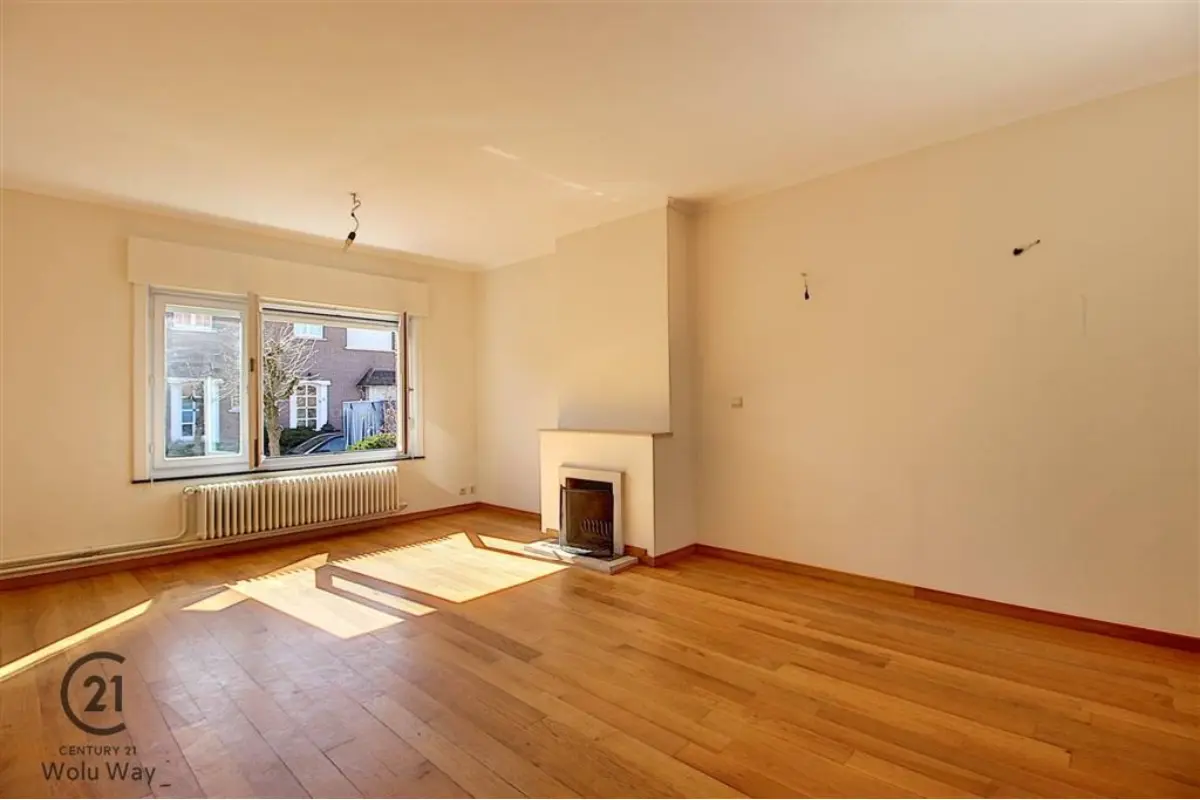 Maison à louer à Woluwe-Saint-Lambert 1200 1950.00€ 3 chambres 111.00m² - annonce 698542