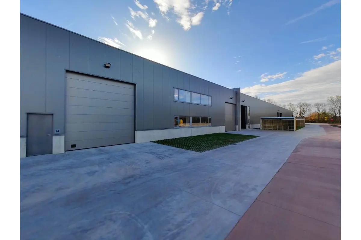 Commerce à vendre à Bruges 8000 591953.00€  chambres 360.00m² - annonce 698515