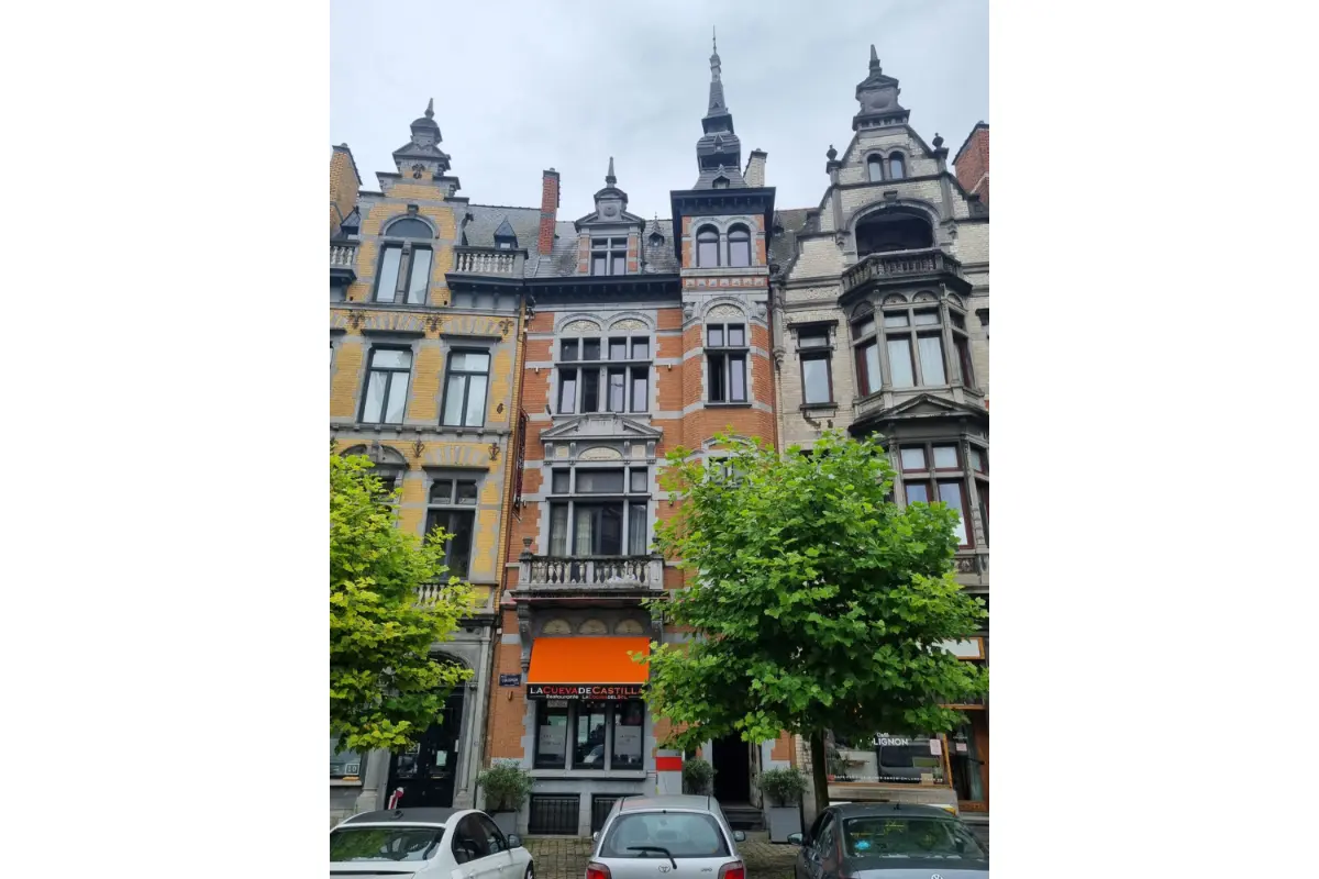 Appartement à louer à Schaerbeek 1030 1200.00€ 2 chambres 90.00m² - annonce 699442