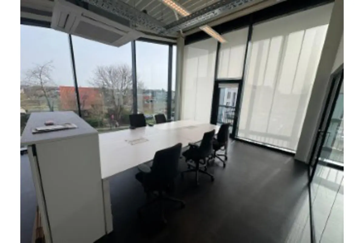 Handelszaak te  huur in Haren 1130 0.00€  slaapkamers 111.00m² - Zoekertje 699602