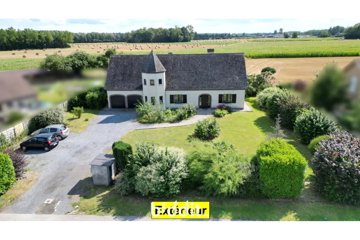 Appartementsgebouw te  koop in Bernissart 7320 320000.00€ 5 slaapkamers m² - Zoekertje 699967