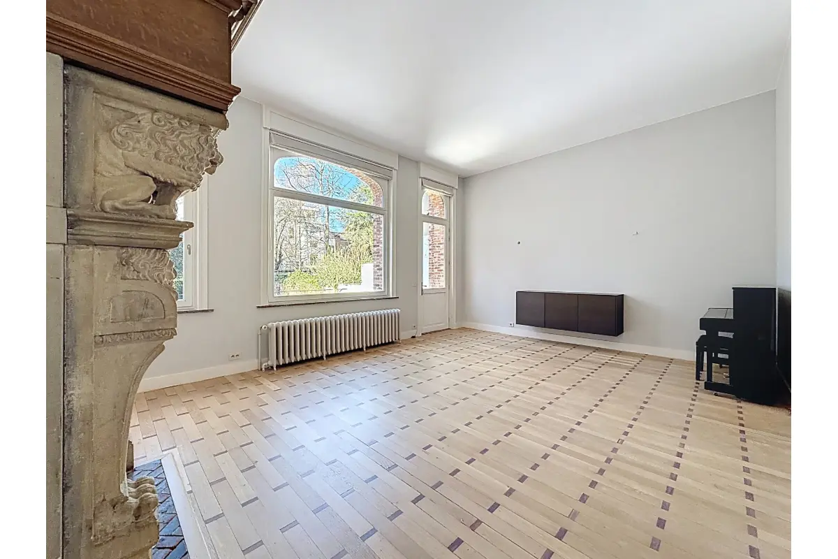 Huis te  huur in Elsene 1050 4900.00€ 5 slaapkamers 359.00m² - Zoekertje 699751