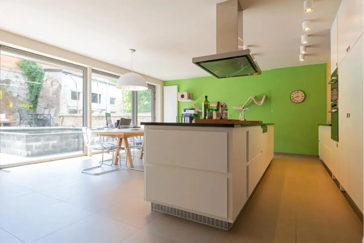 Appartementsgebouw te  koop in Geraardsbergen 9500 599000.00€ 6 slaapkamers 290.00m² - Zoekertje 700174