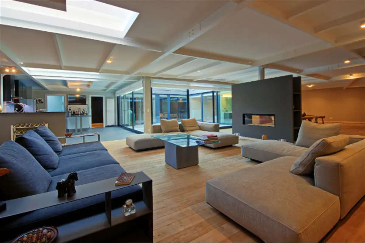 Appartement te  huur in Etterbeek 1040 4850.00€ 4 slaapkamers 320.00m² - Zoekertje 700674