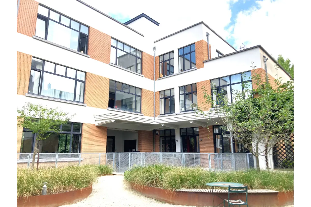 Handelszaak te  huur in Elsene 1050 450.00€  slaapkamers 45.00m² - Zoekertje 700826