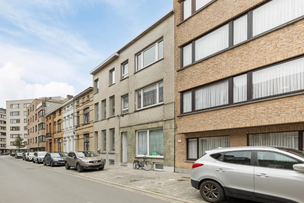 Appartementsgebouw te  koop in Oostende 8400 388000.00€ 5 slaapkamers 345.00m² - Zoekertje 700518