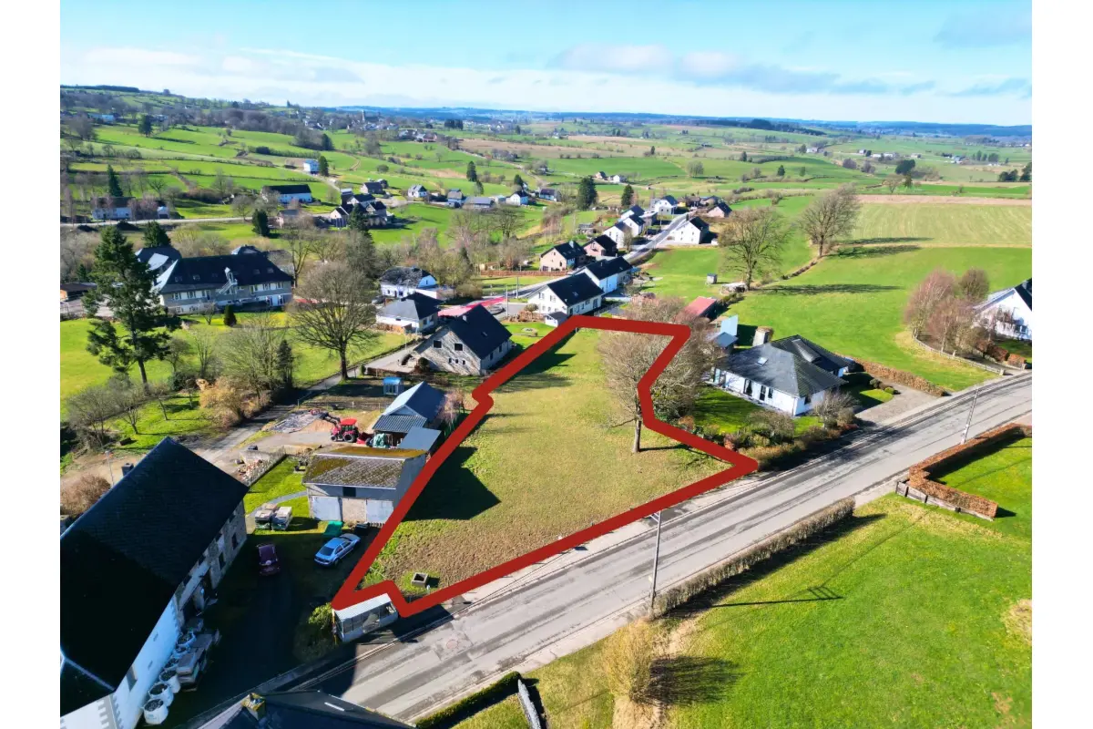 Grond te  koop in Amel 4770 117000.00€  slaapkamers m² - Zoekertje 700133