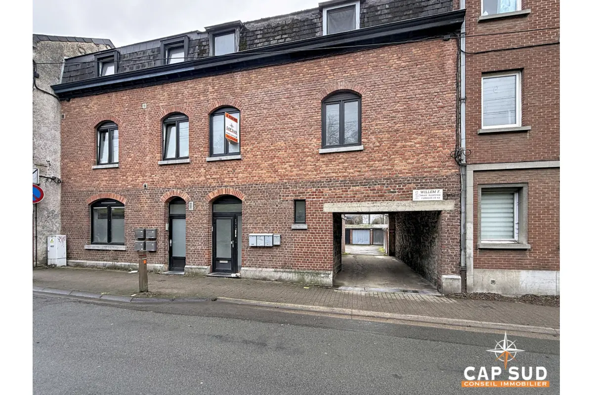 Appartementsgebouw te  koop in Namen 5000 239000.00€ 7 slaapkamers 160.00m² - Zoekertje 700998