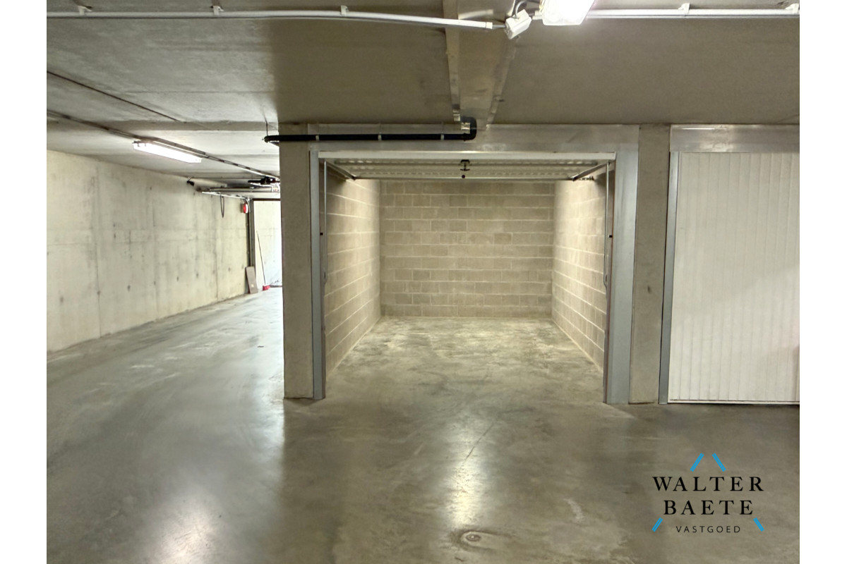 Parking & garage te  koop in Knokke-Heist 8300 65000.00€  slaapkamers m² - Zoekertje 702012