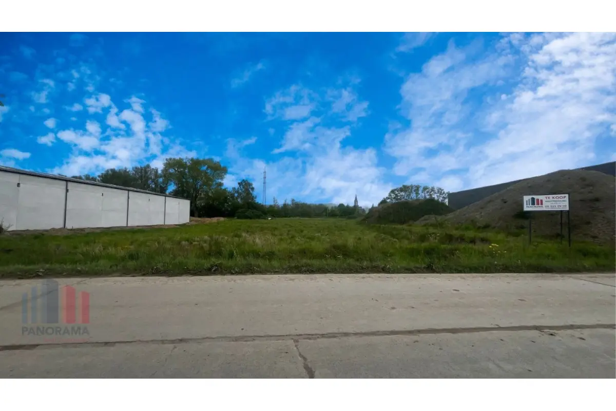 Commerce à vendre à Kluisbergen 9690 929000.00€  chambres 6658.00m² - annonce 701521