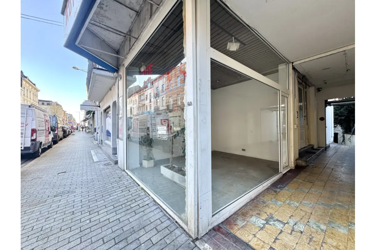 Commerce à vendre à Uccle 1180 205000.00€  chambres 46.00m² - annonce 701884