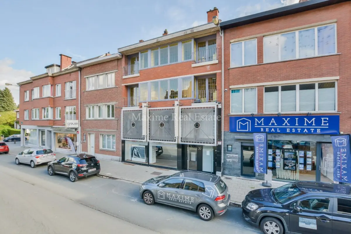 Handelszaak te  huur in Sint-Pieters-Woluwe 1150 3100.00€  slaapkamers 150.00m² - Zoekertje 701878