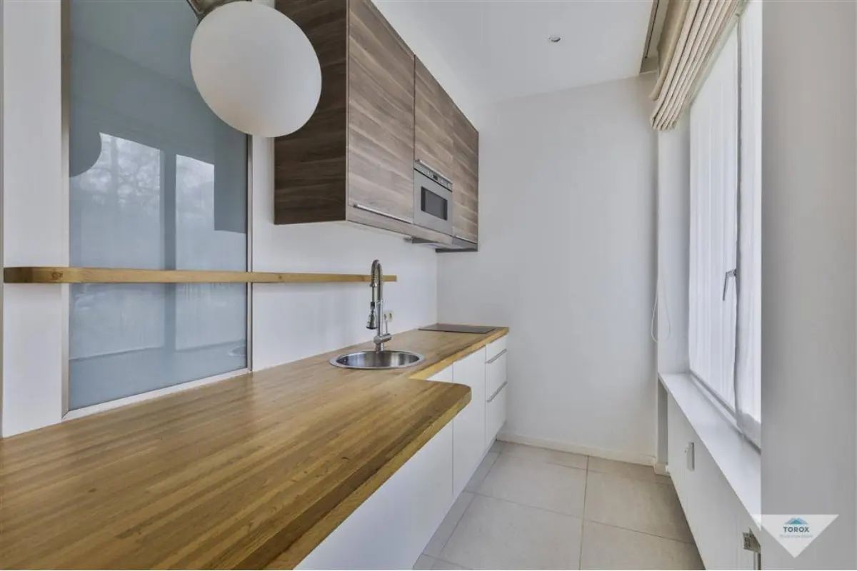 Appartement te  koop in Ukkel 1180 160000.00€  slaapkamers 27.00m² - Zoekertje 701943