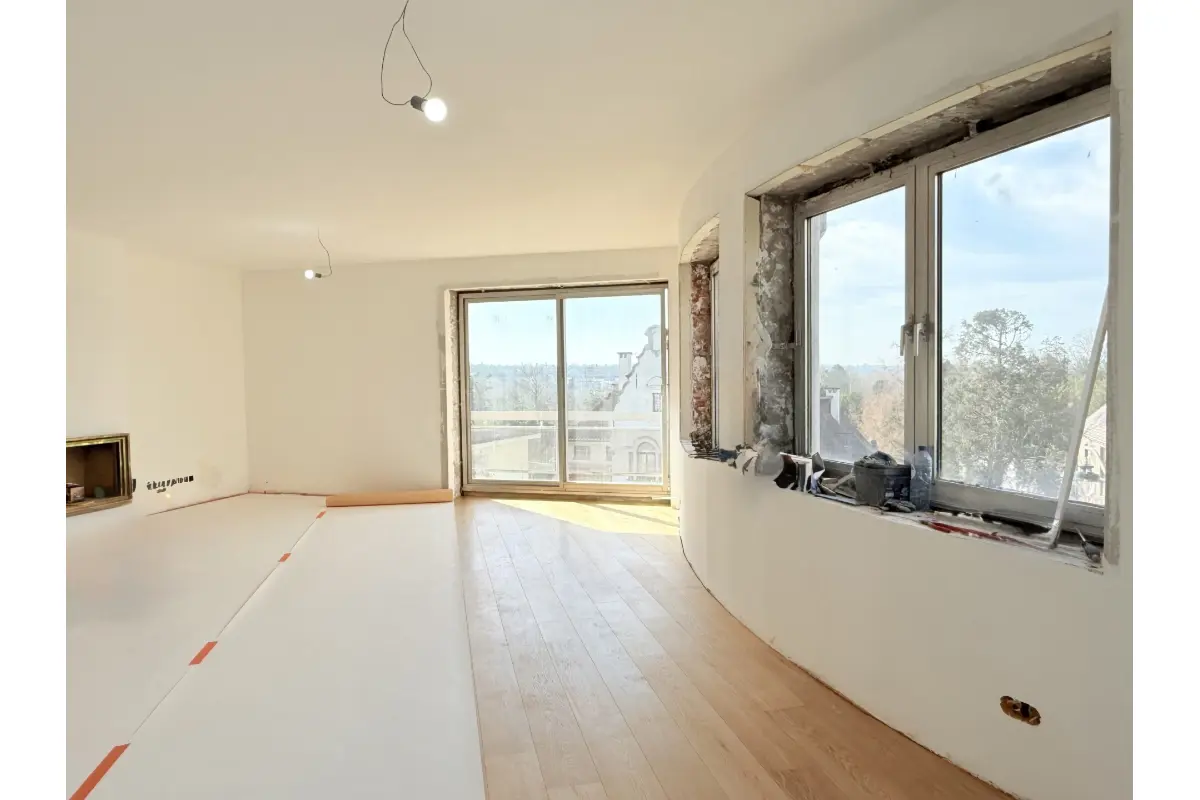 Appartement te  koop in Ukkel 1180 450000.00€ 2 slaapkamers 98.00m² - Zoekertje 701603