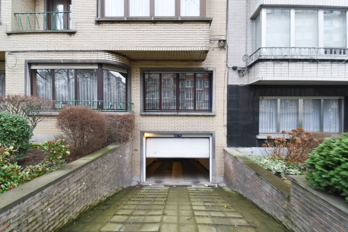 Parking / garage à vendre à Koekelberg 1081 30000.00€  chambres m² - annonce 702003