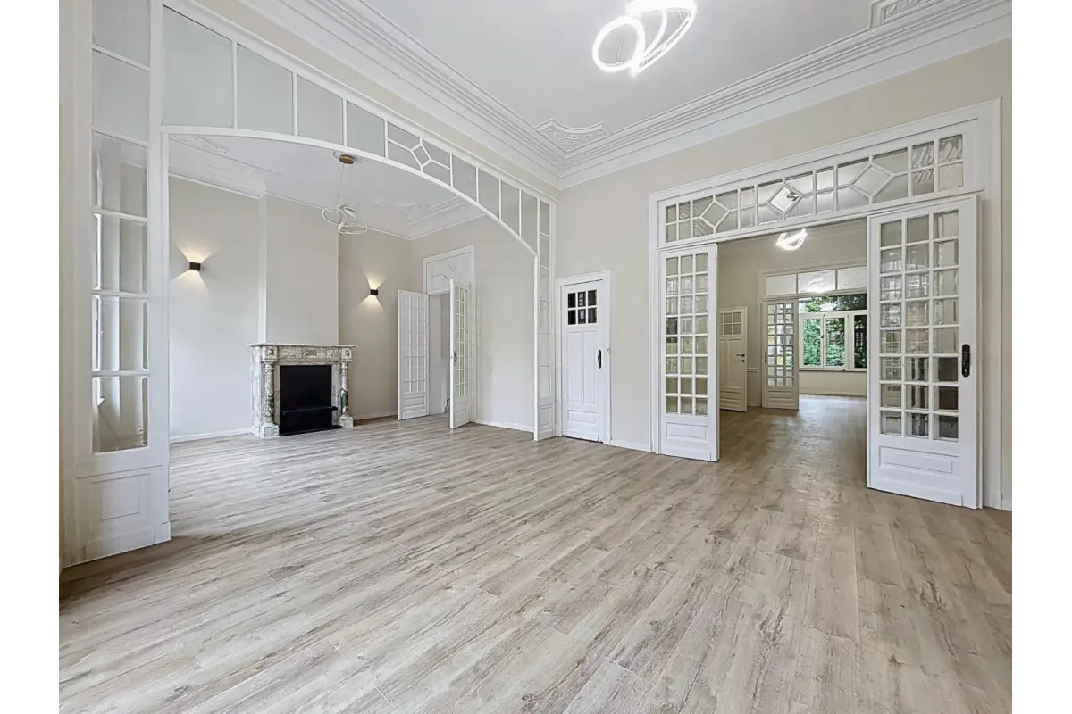 Maison à  à Schaerbeek 1030 787000.00€  chambres 400.00m² - annonce 702323