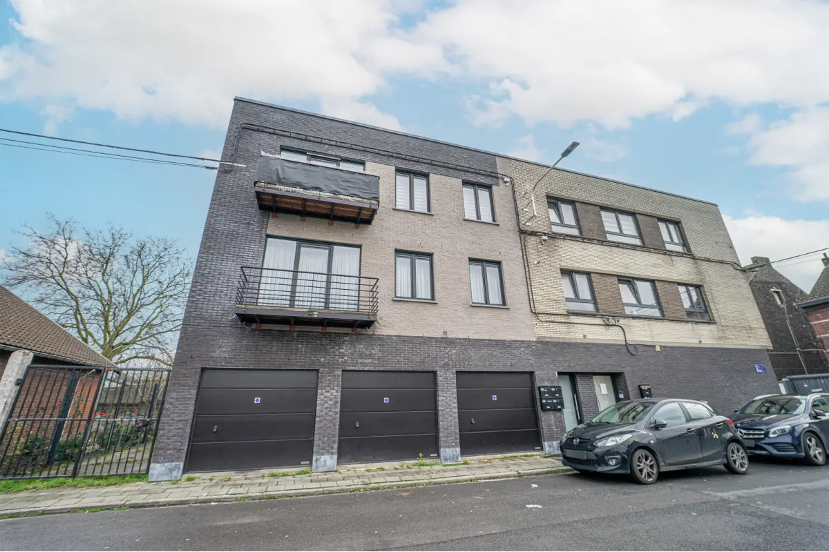 Appartementsgebouw te  koop in Dampremy 6020 598000.00€ 8 slaapkamers 420.00m² - Zoekertje 702519