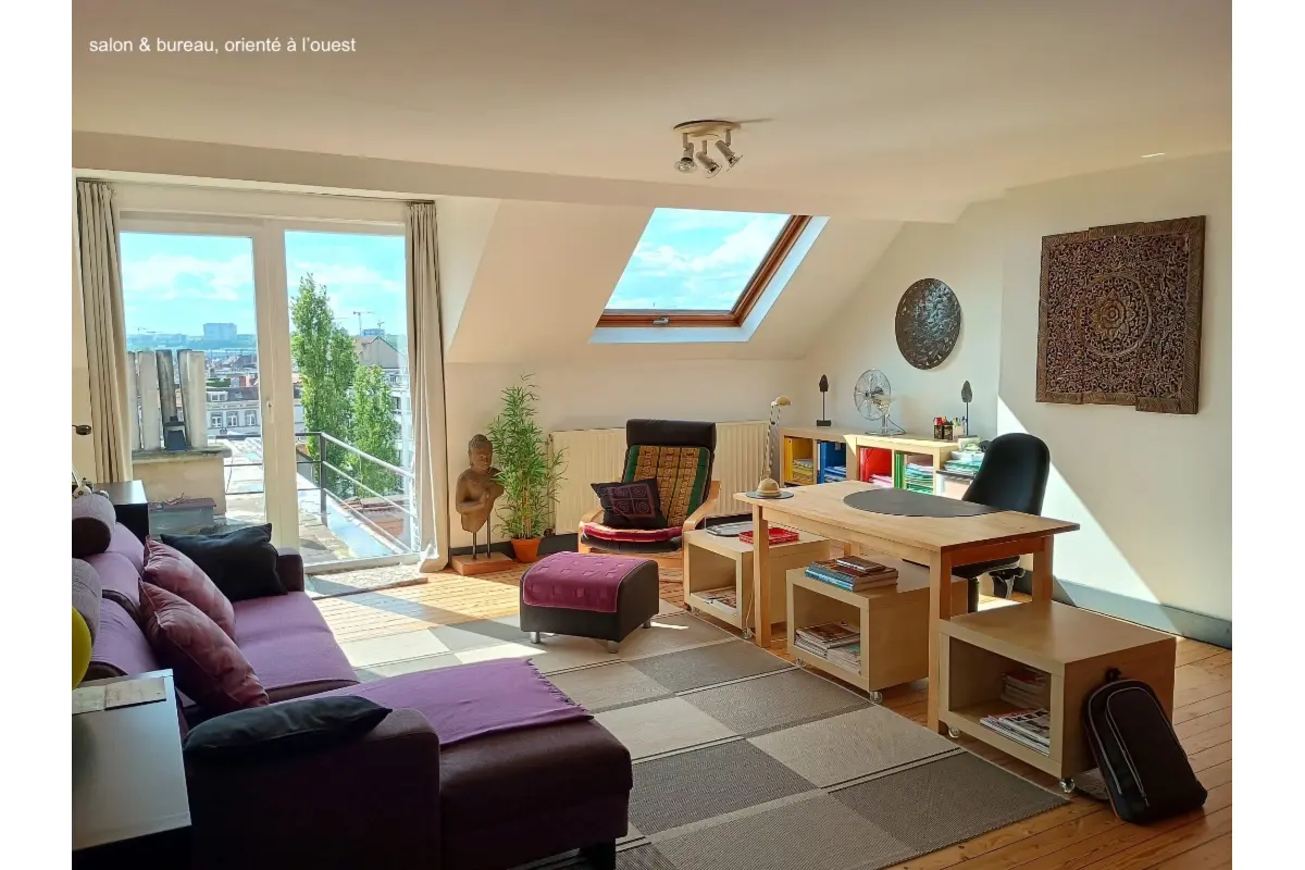 Appartement te  koop in Sint-Gillis 1060 385000.00€ 2 slaapkamers 110.00m² - Zoekertje 702327