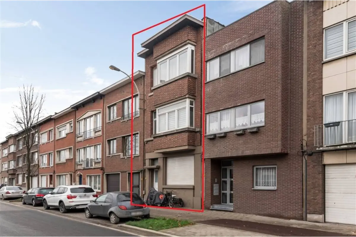 Appartementsgebouw te  koop in Merksem 2170 495000.00€ 5 slaapkamers 233.00m² - Zoekertje 702452