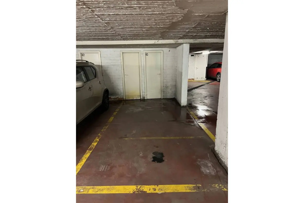 Parking / garage à louer à Bruxelles 1000 79.00€  chambres m² - annonce 703432