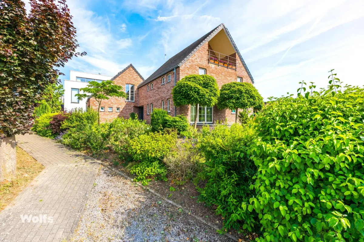 Villa à vendre à Visé 4600 815000.00€ 6 chambres 310.00m² - annonce 703081